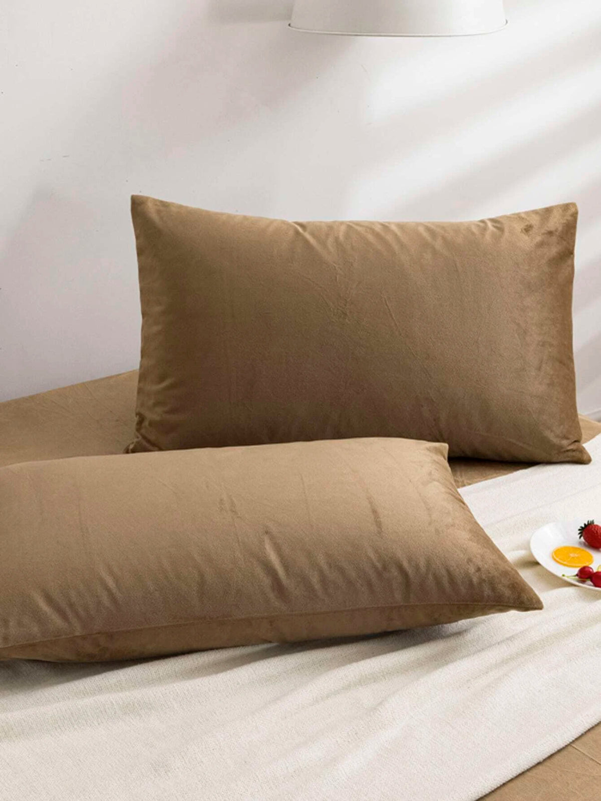 VELVET FITTED BED SHEET – BROWN